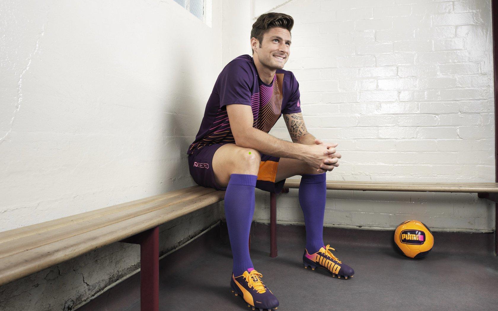 穆帅赛后怒批裁判水平，风格独特但能力不足，坚信球队尚未出局