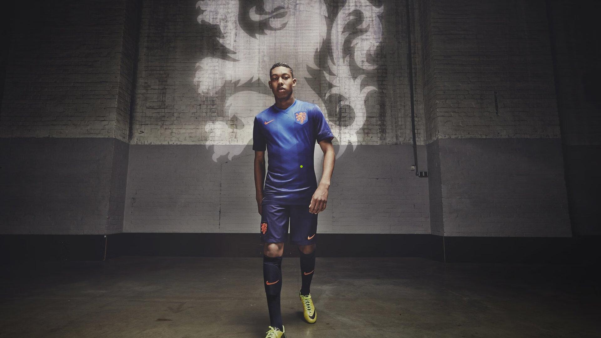 中国足协官方裁定，大连英博俱乐部对连粤赛场冲突事件负主要责任，处罚结果出炉